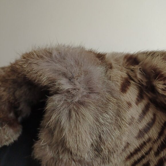 Vintage 80s Rabbit Fur Heavy Cape/Poncho, One Size, Excellent Estate Condition - Picture 11 of 12